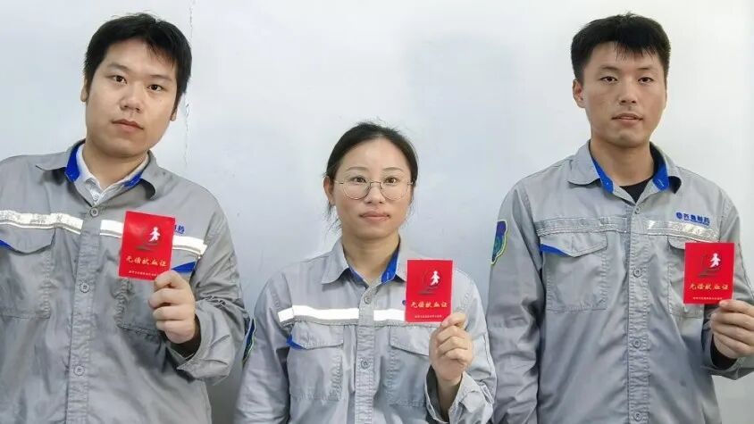 1759133592968430.jpg 1.jpg